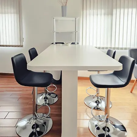 Lux Vidanovic * Pirot