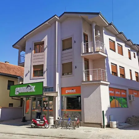 Lux Vidanovic Pirot