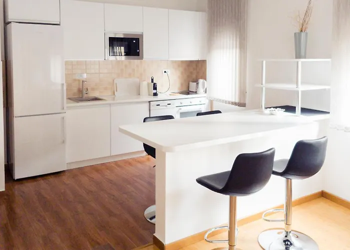 Lux Vidanovic Daire Pirot